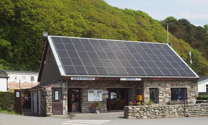 Reception and shop
